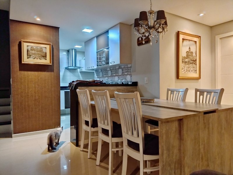 Casa à venda Água Verde com 315m² e 5 quartos por R$ 2.400.000 - 207949506-inbound1582320069919421551.jpg