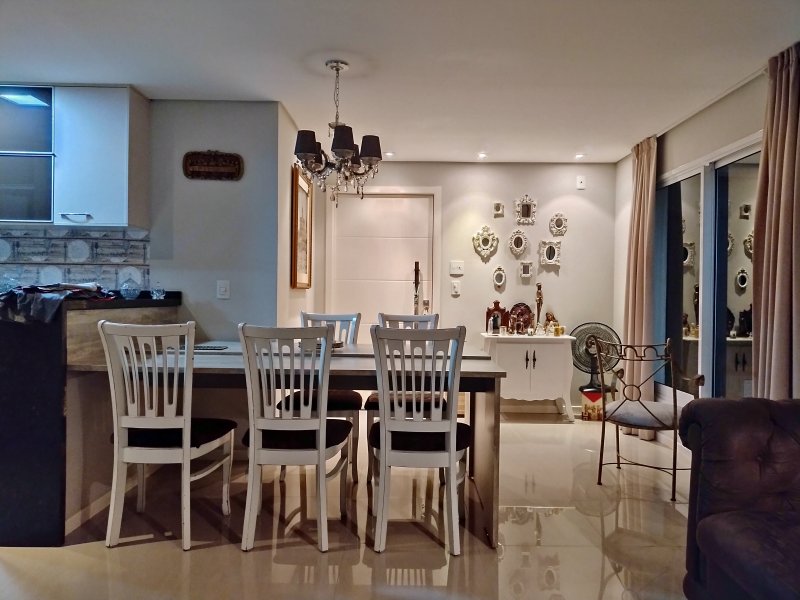 Casa à venda Água Verde com 315m² e 5 quartos por R$ 2.400.000 - 498676130-inbound8759171393252226685.jpg