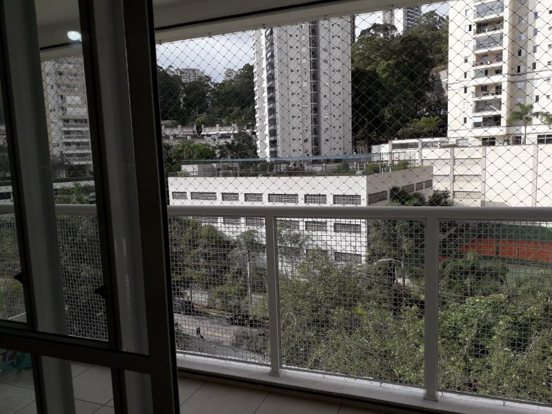 Apartamento à venda Vila Andrade com 67m² e 2 quartos por R$ 490.000 - 326278335-2-foto-sacada-dia-3.jpeg