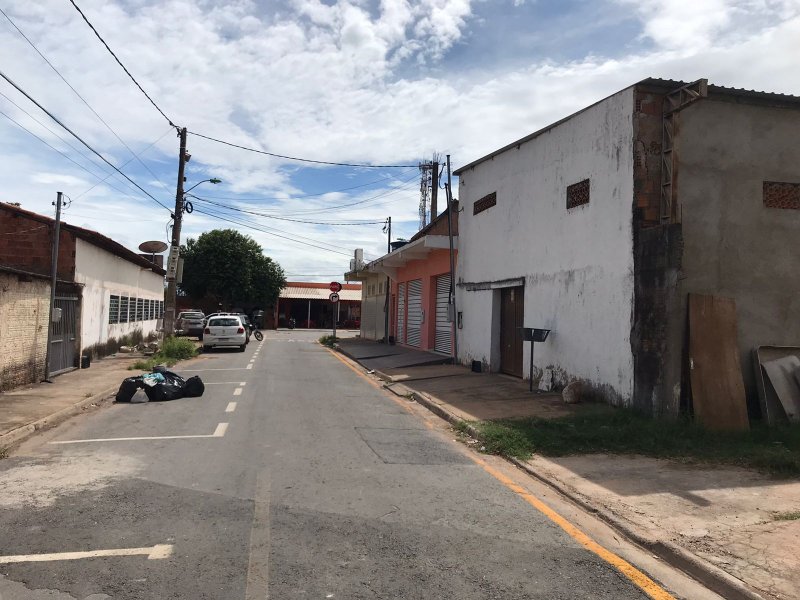 Terreno à venda Osmar Cabral com 200m² e 1 quarto por R$ 67.000 - 435248724-img-20211111-wa0012.jpg