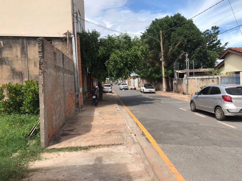 Terreno à venda Osmar Cabral com 200m² e 1 quarto por R$ 67.000 - 802810756-img-20211111-wa0017.jpg