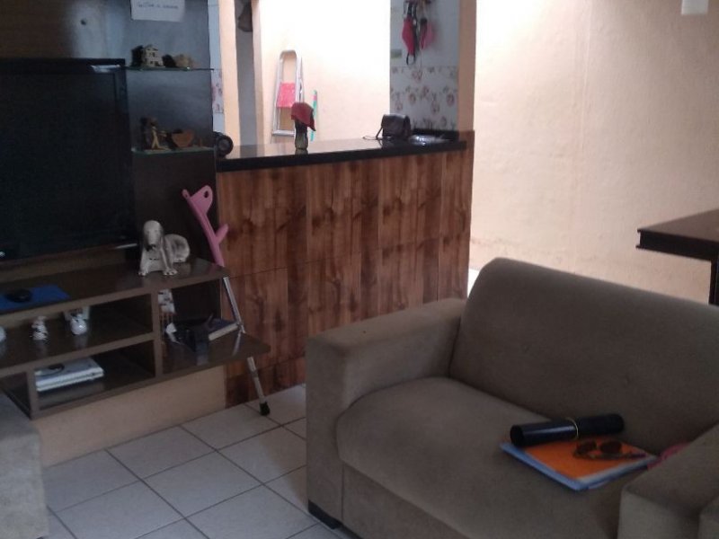 Casa à venda Parangaba com 75m² e 2 quartos por R$ 90.000 - 1580415449-a427cffc-e100-4c14-b3bb-7554490dec10.jpg
