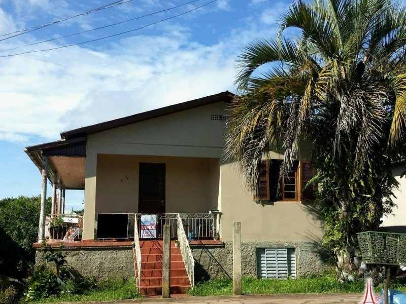 Casa à venda Centro com 300m² e 4 quartos por R$ 300.000 - 1888145386-i9y26x650-14545e31e2a219168.jpg
