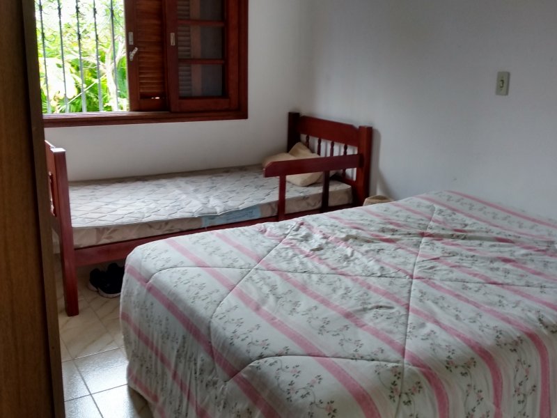 Casa à venda Parque Oasis com 193m² e 4 quartos por R$ 695.000 - 1696117713-img-20210930-101736555-hdr.jpg