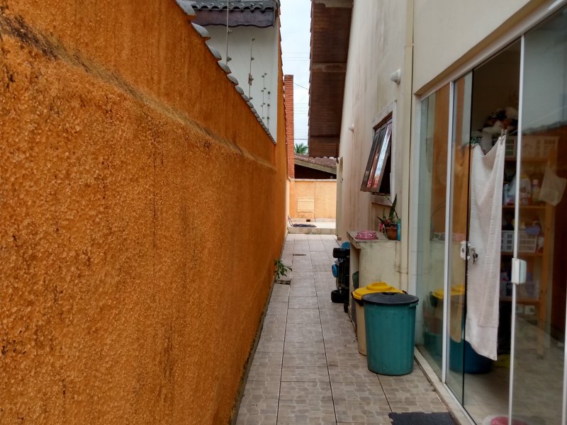 Casa à venda Parque Oasis com 193m² e 4 quartos por R$ 695.000 - 227935788-img-20210930-103051783-hdr.jpg