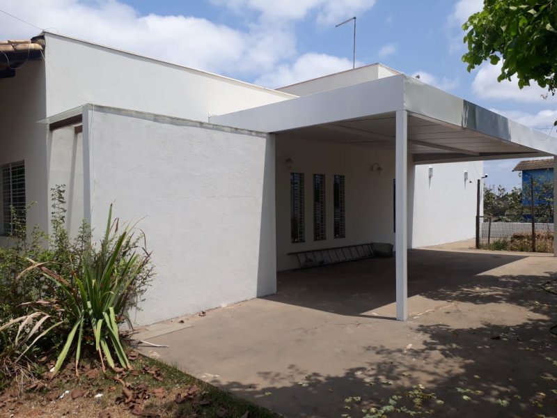 Casa à venda Parque Andiara com 156m² e 3 quartos por R$ 650.000 - 1963255675-quintal-area-coberta.jpeg