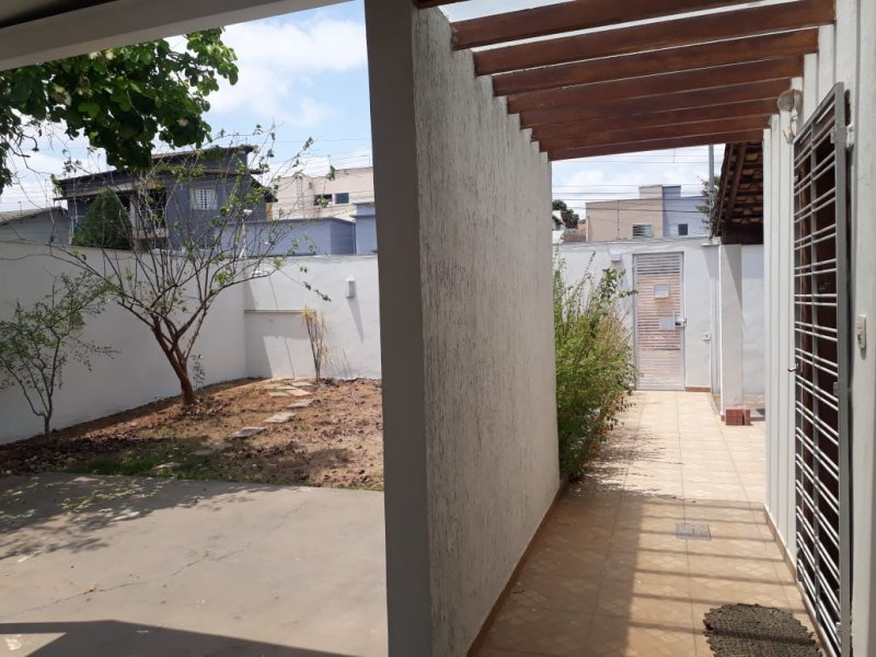 Casa à venda Parque Andiara com 156m² e 3 quartos por R$ 650.000 - 1986035184-do-pergolado-para-portal-de-entrada.jpeg