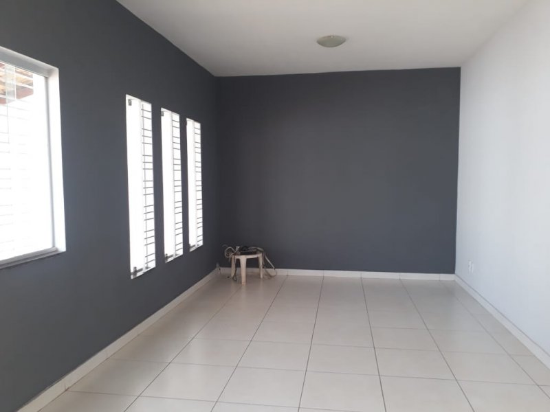 Casa à venda Parque Andiara com 156m² e 3 quartos por R$ 650.000 - 286859448-sala.jpeg