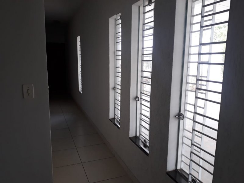 Casa à venda Parque Andiara com 156m² e 3 quartos por R$ 650.000 - 9205467-corredor-da-cozinha-para-quartos.jpeg