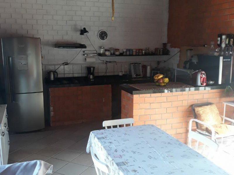 Casa à venda São João do Rio Vermelho com 412m² e 3 quartos por R$ 380.000 - 1569749357-6e07fbb7-cb41-4a85-a1ea-bff30ac7f1b9.jpeg