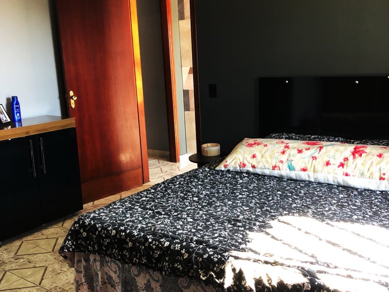 Casa à venda Jardim Araucária com 199m² e 3 quartos por R$ 390.000 - 565740782-qiot2520.JPG