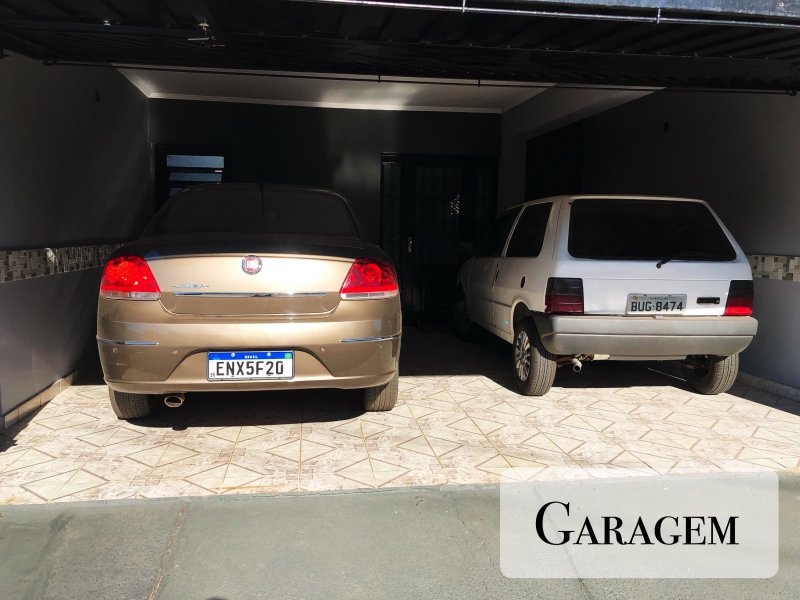 Casa à venda Jardim Araucária com 199m² e 3 quartos por R$ 390.000 - 609887107-xhax2715.JPG