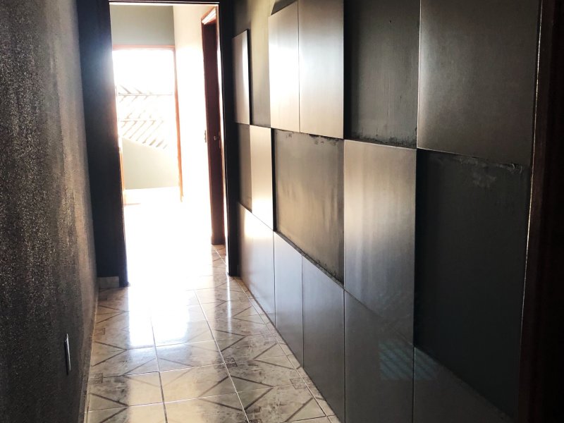Casa à venda Jardim Araucária com 199m² e 3 quartos por R$ 390.000 - 719345794-wzyy5647.JPG