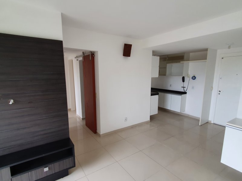 Apartamento à venda Candeias com 64m² e 3 quartos por R$ 285.000 - 427152781-20210301-130316.jpg