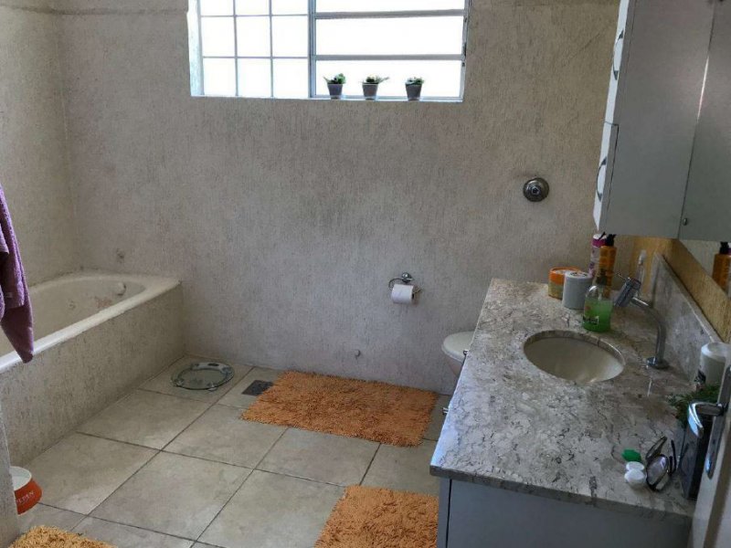 Casa à venda Petrópolis com 606m² e 5 quartos por R$ 1.500.000 - 1178503388-021.JPG