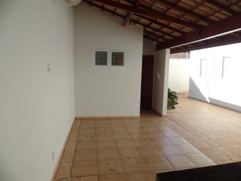 Casa à venda CENTRO com 218m² e 4 quartos por R$ 515.000 - 2003694684-foto27.jpg