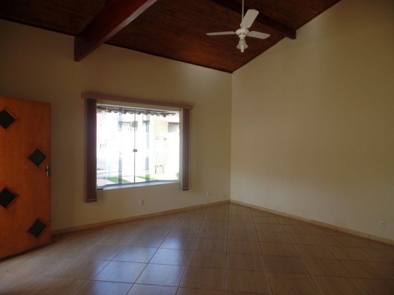 Casa à venda CENTRO com 218m² e 4 quartos por R$ 515.000 - 22612133-foto8.jpg