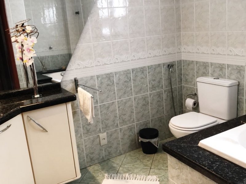 Cobertura à venda Centro com 217m² e 3 quartos por R$ 490.000 - 1883481535-18a59bcc-c54a-4f8e-ad99-2149cd41cd4e.jpeg
