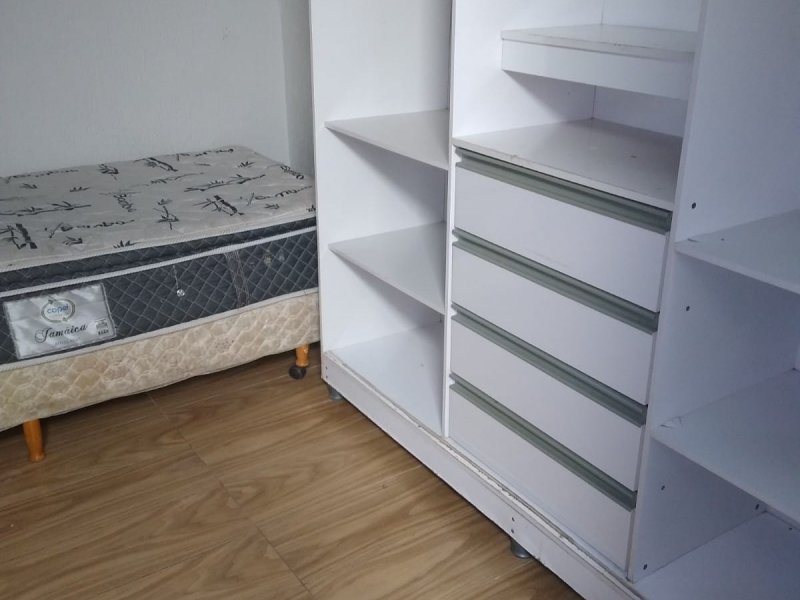 Casa para alugar Vila Bertioga com 15m² e 4 quartos por R$ 950 - 657130904-whatsapp-image-2021-11-15-at-08.jpeg