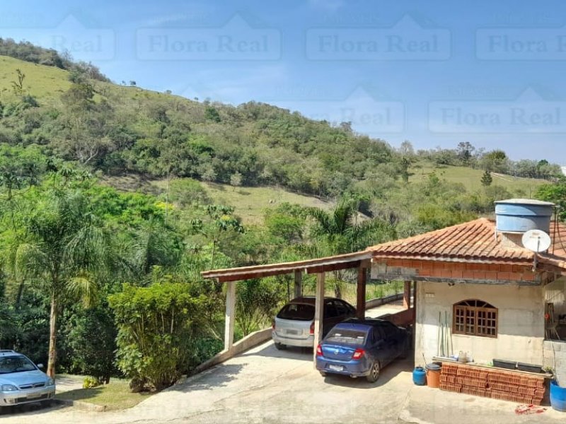imóvel com 1750m² - Cururuquara - Santana de Parnaiba