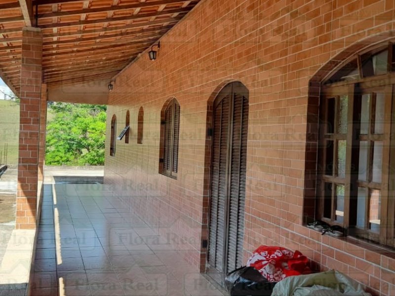 imóvel com 1750m² - Cururuquara - Santana de Parnaiba