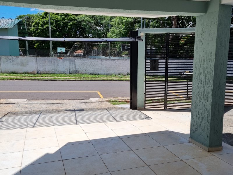 imóvel com 240m² - Zona 03 - Maringá