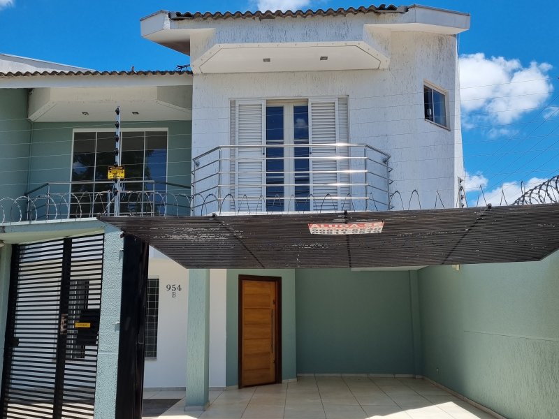 imóvel com 240m² - Zona 03 - Maringá