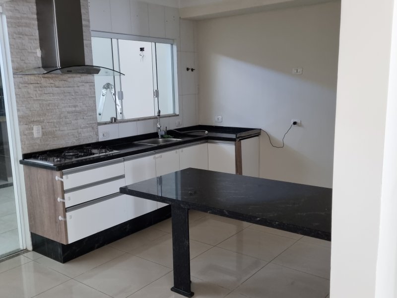 imóvel com 240m² - Zona 03 - Maringá