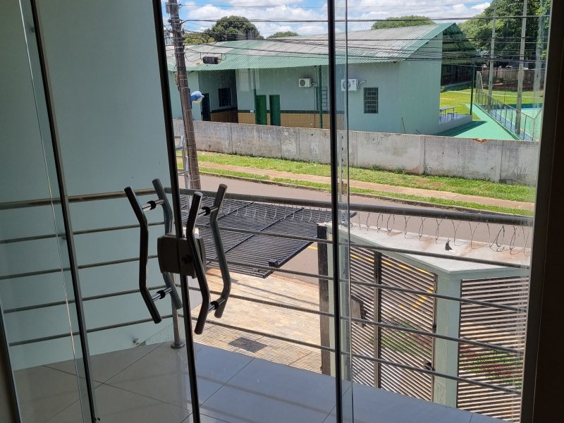 imóvel com 240m² - Zona 03 - Maringá