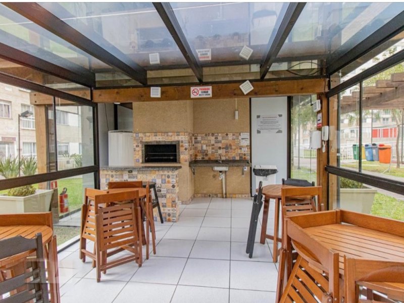 imóvel com 61m² - Pinheirinho - Curitiba
