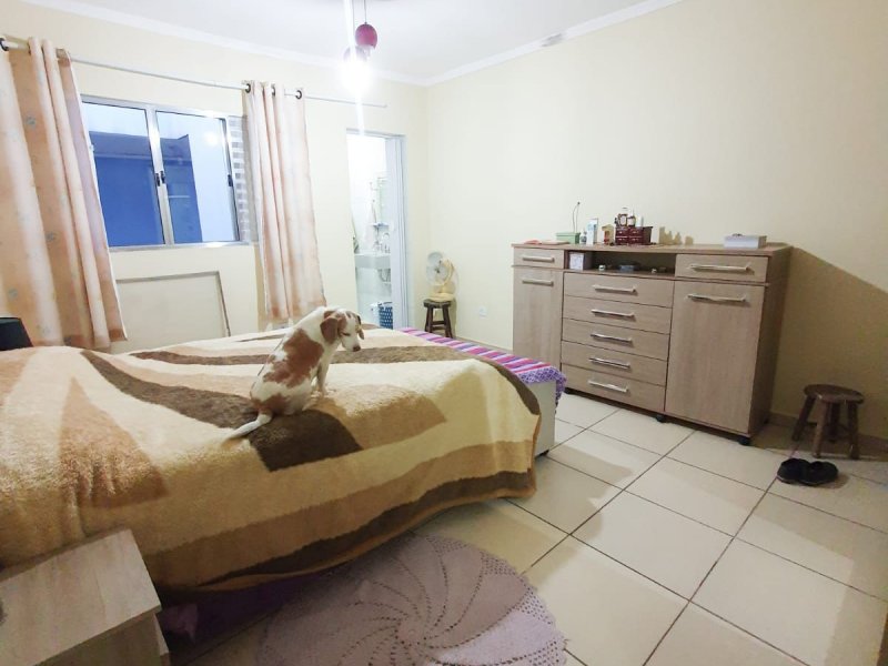 Casa à venda Água Chata com 338m² e 3 quartos por R$ 550.000 - 472539715-img-20210913-wa0128.jpg