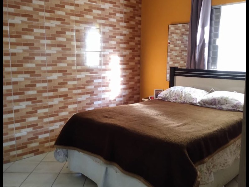 Casa à venda Jardim Helian com 200m² e 4 quartos por R$ 419.000 - 1941075984-img-20211115-wa0049.jpg
