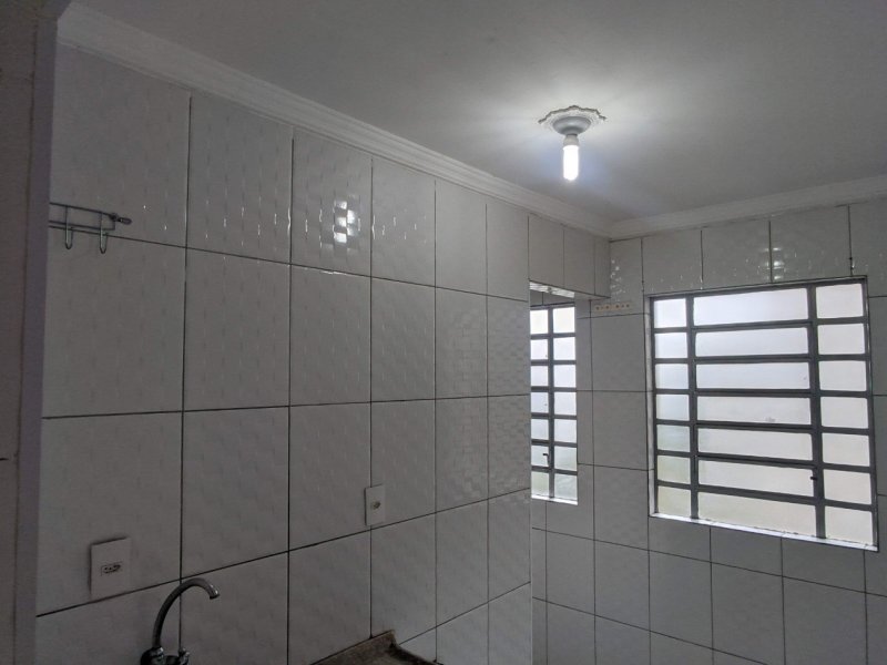 Apartamento à venda Parque Laguna com 47m² e 2 quartos por R$ 140.000 - 451845475-photo-2021-09-14-13-15-06-3.jpg