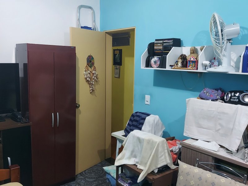 Casa à venda IAPI com 240m² e 3 quartos por R$ 440.000 - 1335043215-28-quarto-tres-1.jpg