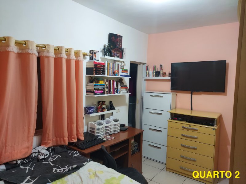 Casa à venda IAPI com 240m² e 3 quartos por R$ 440.000 - 395277112-24-quarto-dois-1.jpg