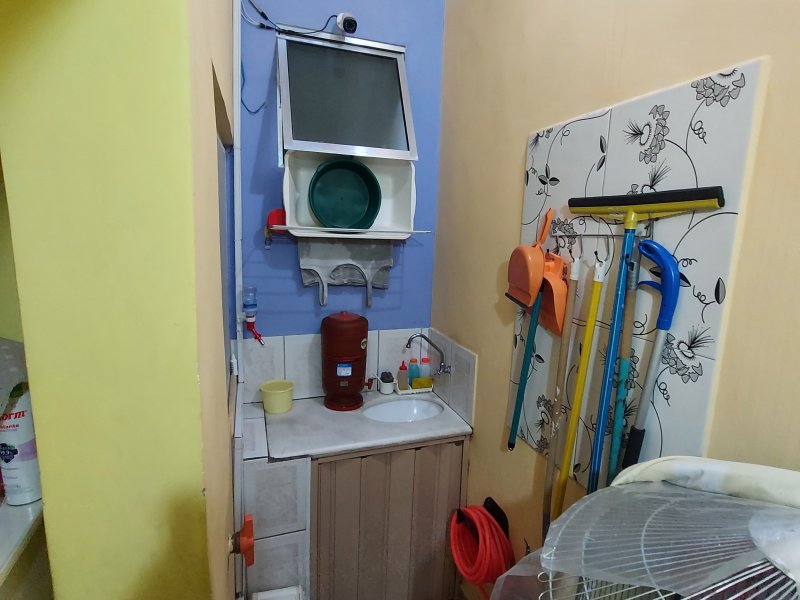 Casa à venda IAPI com 240m² e 3 quartos por R$ 440.000 - 644997869-16-area-primeiro-andar-1.jpg