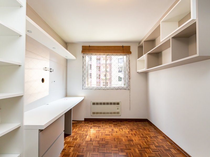 Apartamento à venda Batel com 197m² e 4 quartos por R$ 969.000 - 131433836-img-9498.jpg