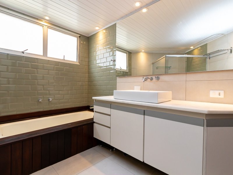 Apartamento à venda Batel com 197m² e 4 quartos por R$ 969.000 - 534346322-img-9527.jpg