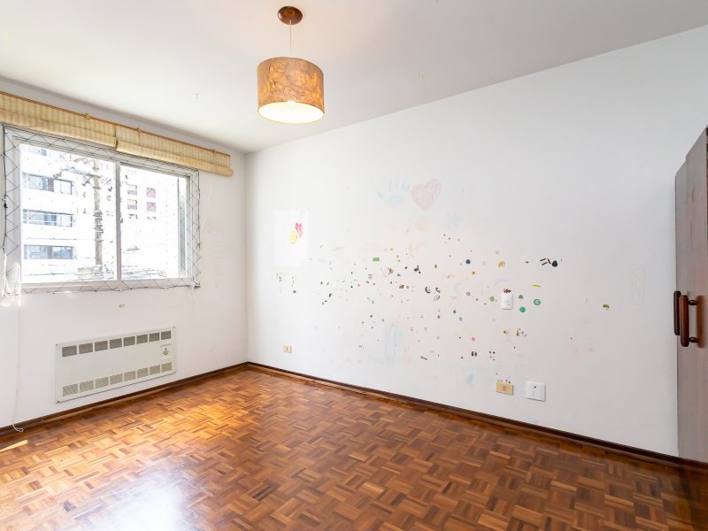 Apartamento à venda Batel com 197m² e 4 quartos por R$ 969.000 - 747255734-img-9507.jpg