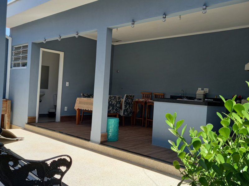 Casa à venda Vila Nova Valinhos com 250m² e 3 quartos por R$ 810.000 - 302513062-16376815135742985520129439672126.jpg