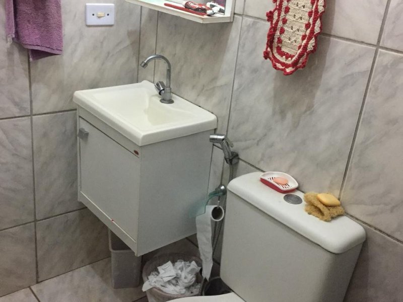 Casa à venda Jardim Bela Vista com 70m² e 2 quartos por R$ 80.000 - 721216453-banheiro-2.jpg
