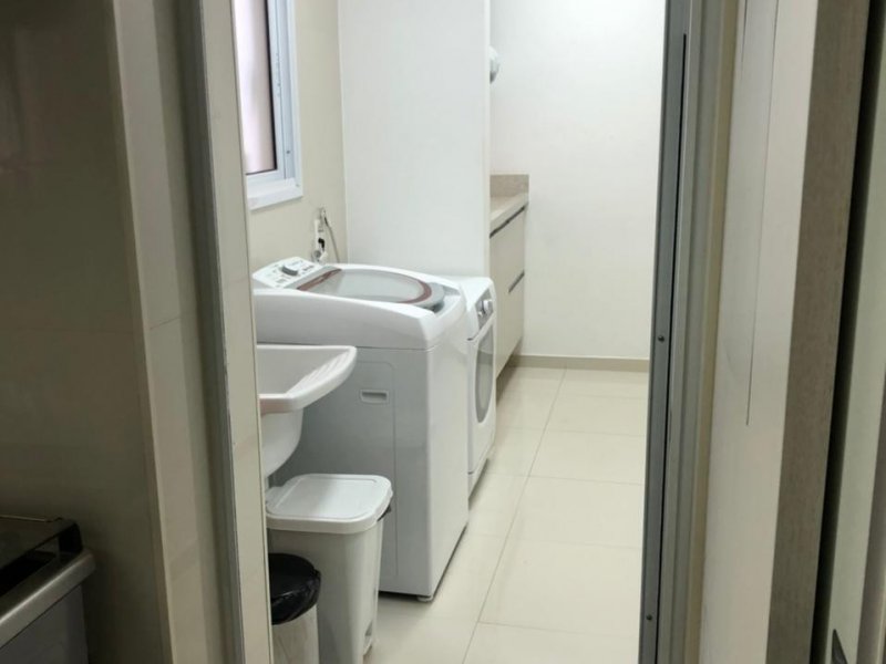 Apartamento à venda Centro com 123m² e 3 quartos por R$ 960.000 - 1631723154-lavanderia.jpeg