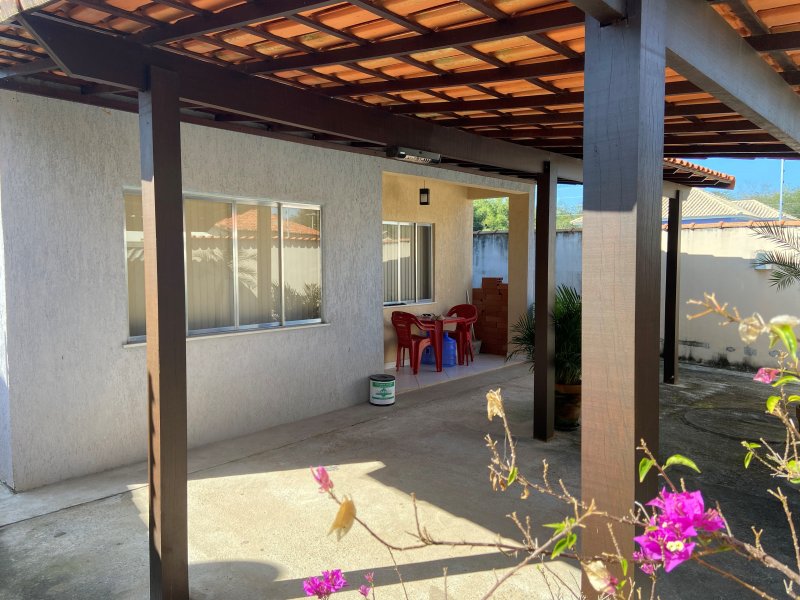 Casa de condomínio à venda Caluge com 250m² e 3 quartos por R$ 265.000 - 145589470-varanda-1.jpg