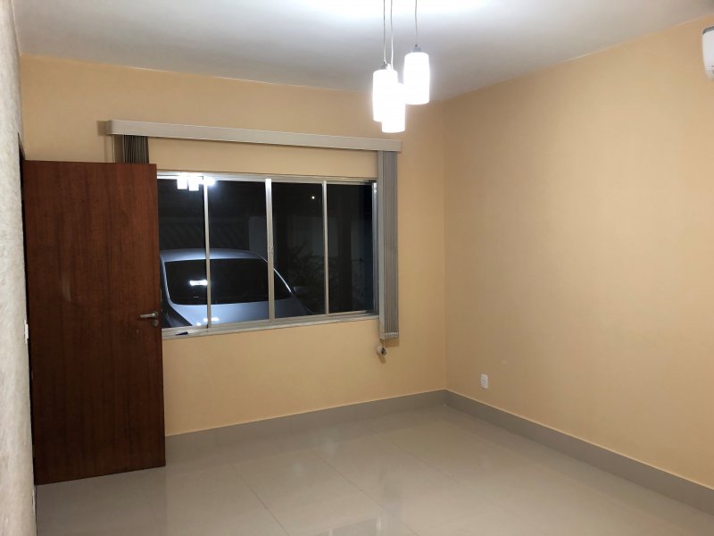 Casa de condomínio à venda Caluge com 250m² e 3 quartos por R$ 265.000 - 2076149873-sala-1.jpg