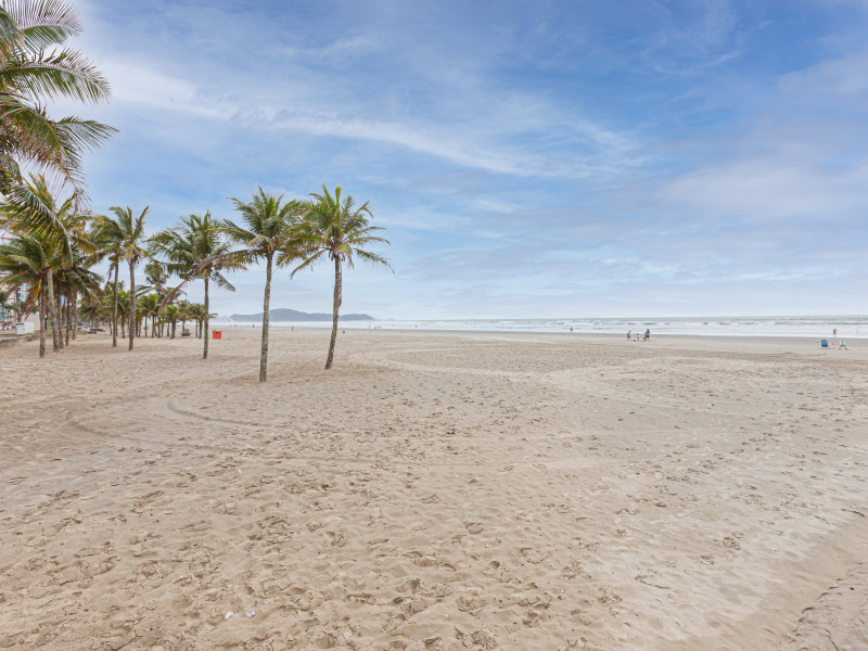 Apartamento à venda Ocian com 57m² e 2 quartos por R$ 400.000 - img-54001.jpg