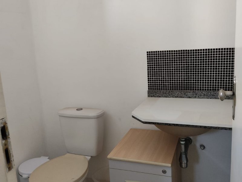 Comercial à venda Centro com 130m² e 1 quarto por R$ 800.000 - 411451963-09.jpeg