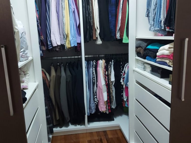 Apartamento à venda Bela Vista com 82m² e 2 quartos por R$ 730.000 - 313580051-closet-master.jpeg