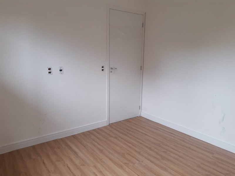 Apartamento à venda Jardim Santa Rosália com 120m² e 3 quartos por R$ 749.000 - 1011906091-piso-laminado.jpeg