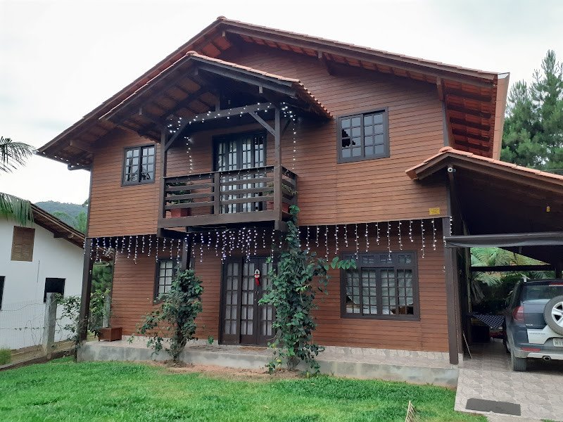 Casa à venda Dona Clara com 226m² e 3 quartos por R$ 750.000 - 1621138576-frente.jpg