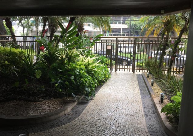 imóvel com 344m²